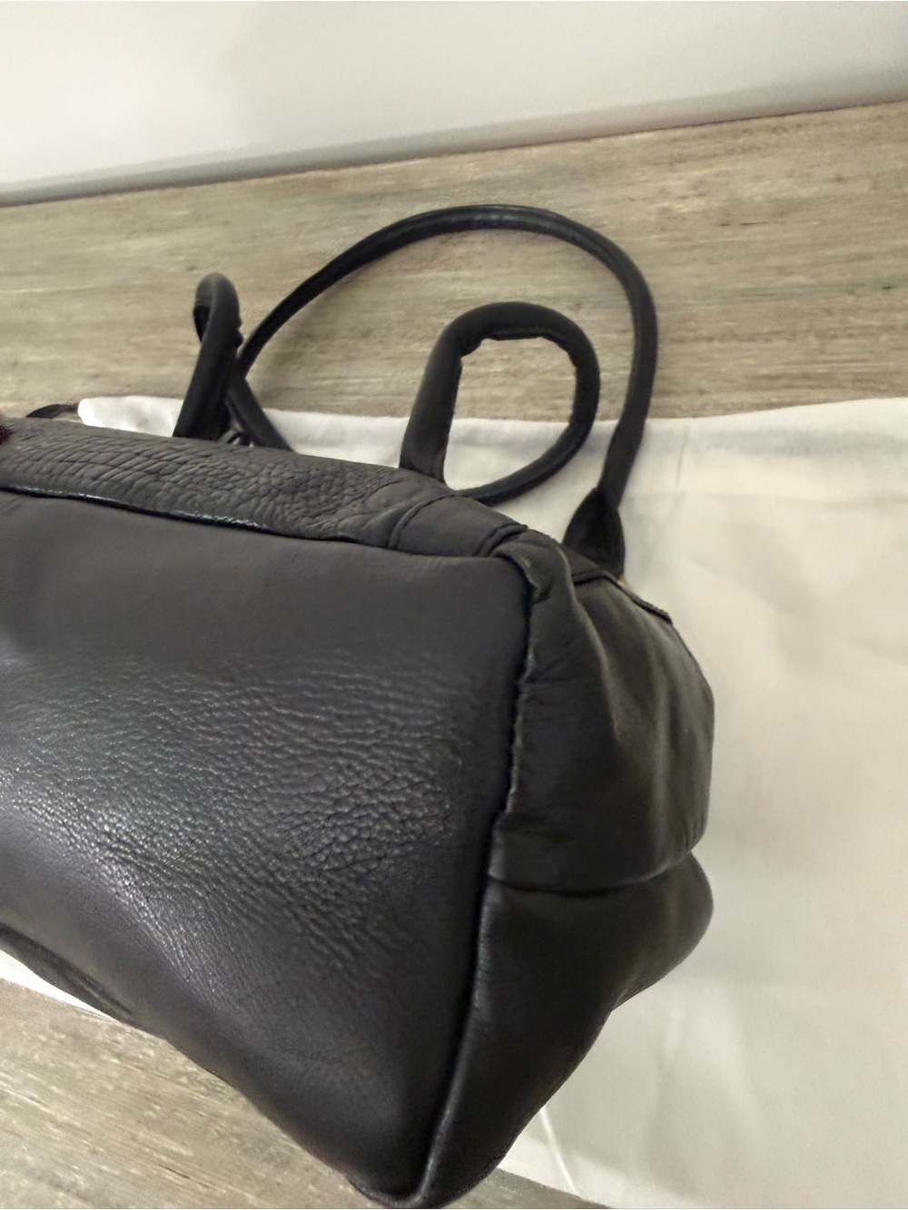Vintage Black Croc-Embossed Leather Grunge Utility Shoulder Bag - Picture 8 of 16